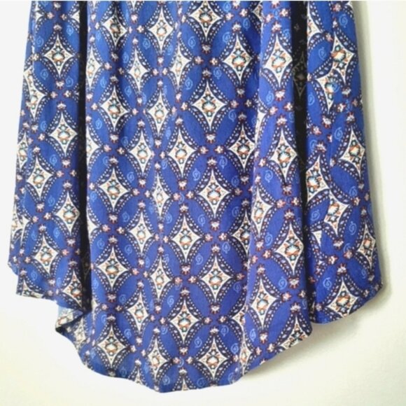 ASTR Anthropologie Split Back Scoop Neck Blue Patterned Tank Top Sz XS - Picture 4 of 12